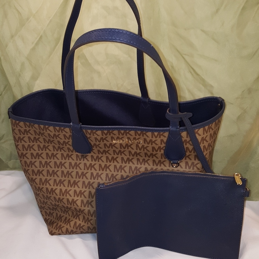 Michael kors tote